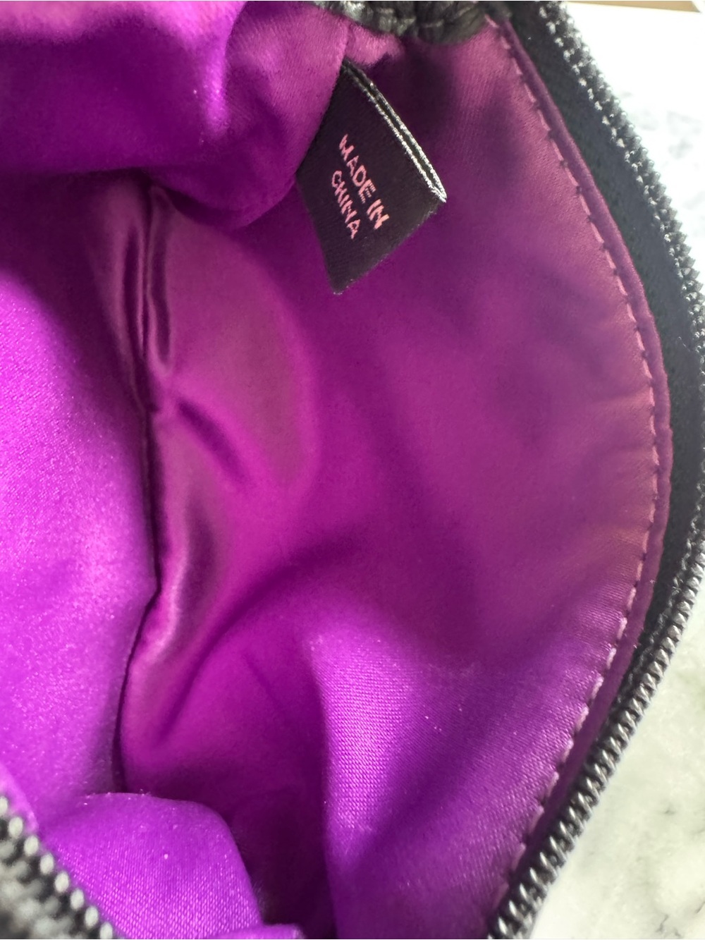 Coach Madison Black Pleated Leather Wristlet Pouch Purple Satin Lining EUC - Picture 4 of 5